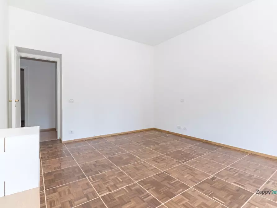 Immagine 10 di Appartamento in affitto  in Via Muggia, 33 a Roma