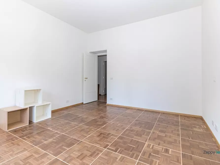 Immagine 30 di Appartamento in affitto  in Via Muggia, 33 a Roma