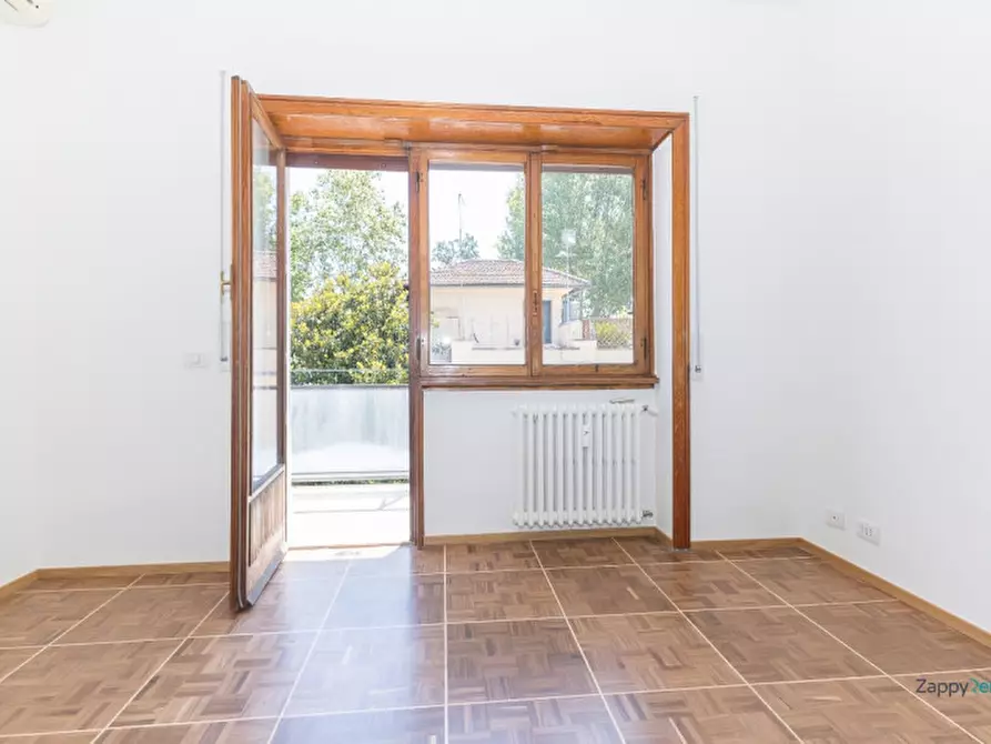 Immagine 33 di Appartamento in affitto  in Via Muggia, 33 a Roma