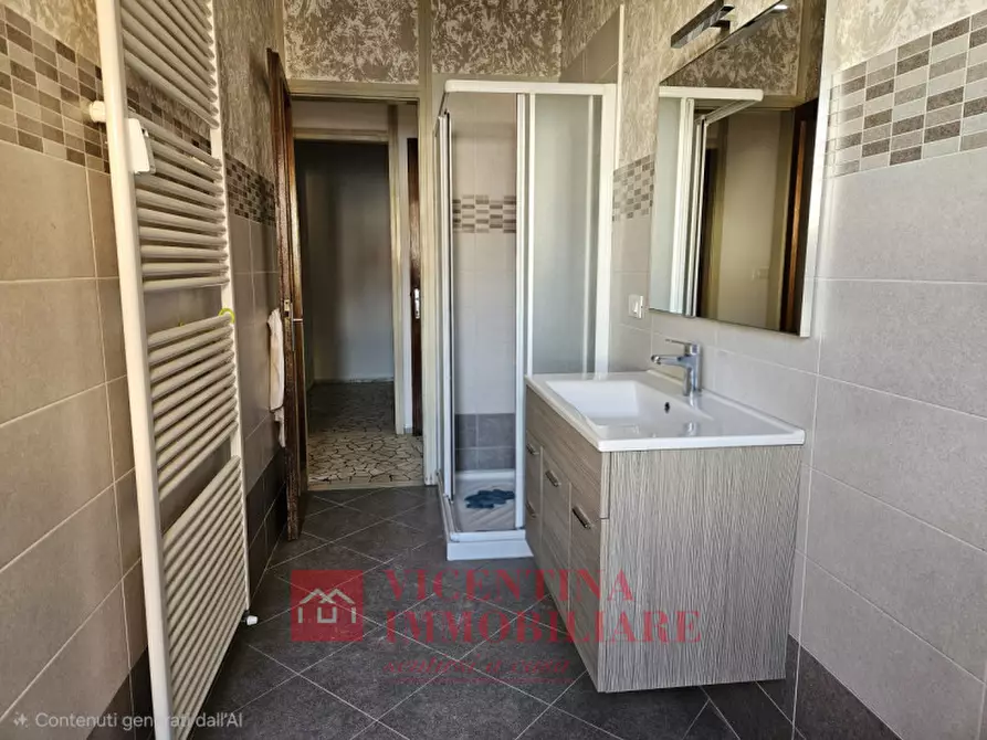 Immagine 8 di Appartamento in vendita  in Via Guicciardini 8 a Vicenza