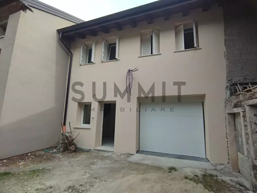 Immagine 14 di Villetta a schiera in vendita  a Schio