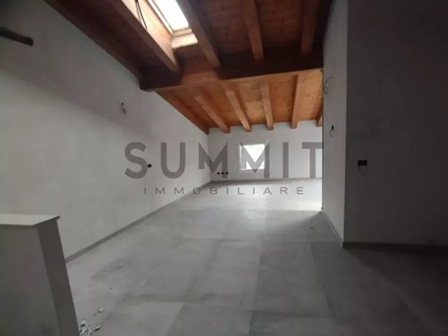 Immagine 26 di Villetta a schiera in vendita  a Schio