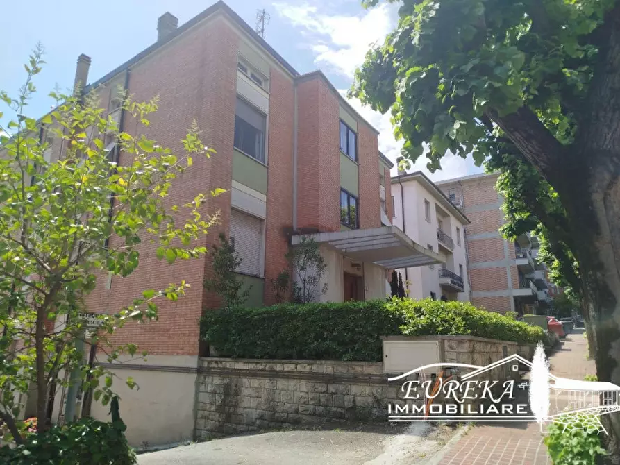 Immagine 1 di Appartamento in vendita  in Viale della Libertà a Chianciano Terme