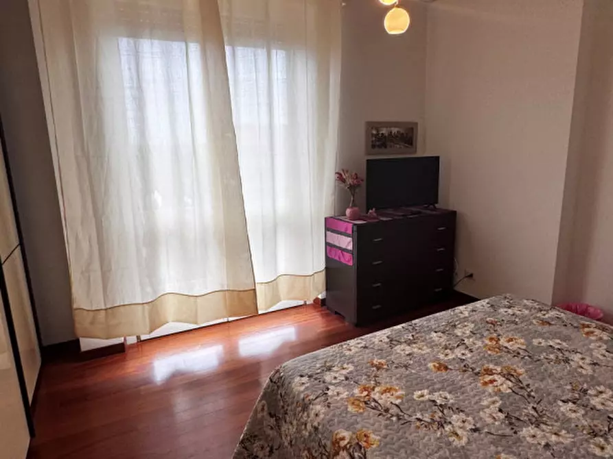 Immagine 13 di Appartamento in affitto  in Via del Fontanile Nuovo a Roma