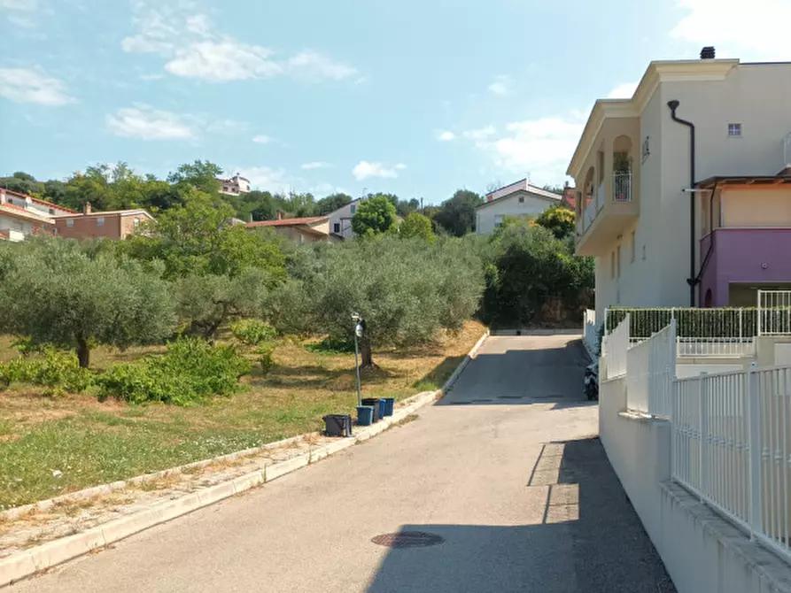 Immagine 41 di Appartamento in vendita  in Strada Pandolfi a Pescara