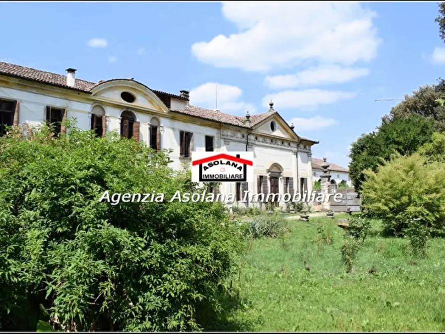 Immagine 1 di Attività commerciale in vendita  in Via Roma a Castello Di Godego