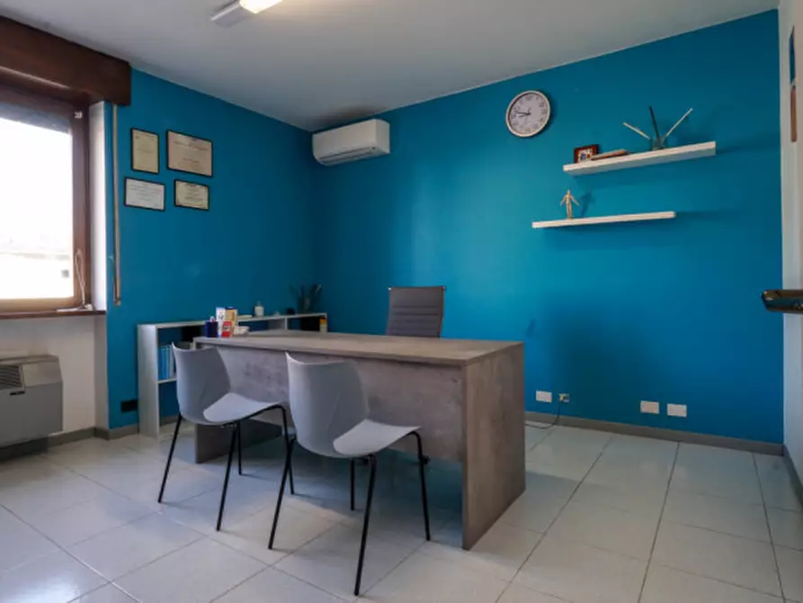 Immagine 5 di Ufficio in vendita  a Monteforte D'alpone