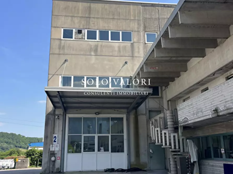 Immagine 9 di Capannone industriale in affitto  a Chiuppano