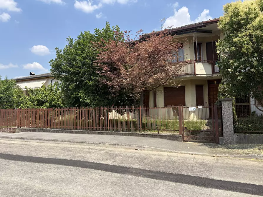 Immagine 2 di Appartamento in vendita  in Via Miramonti a Torreglia