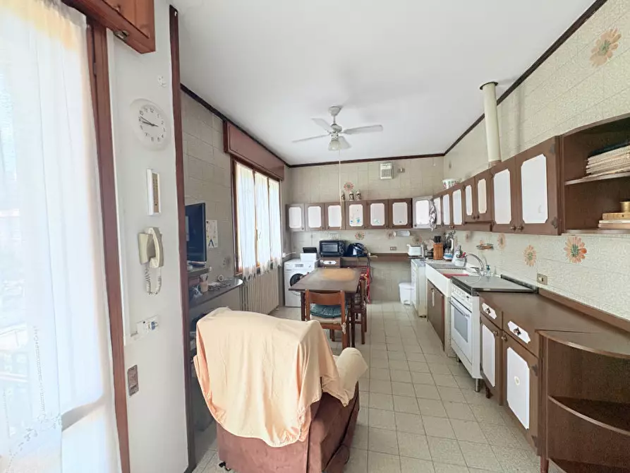 Immagine 14 di Appartamento in vendita  in Via Miramonti a Torreglia