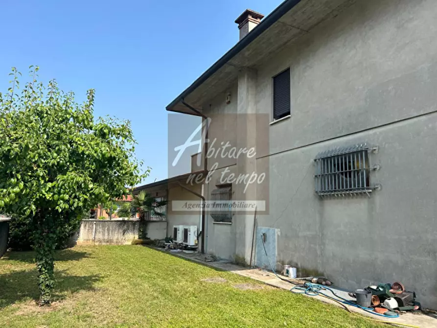 Immagine 39 di Appartamento in vendita  in Via San Luigi a Tezze Sul Brenta