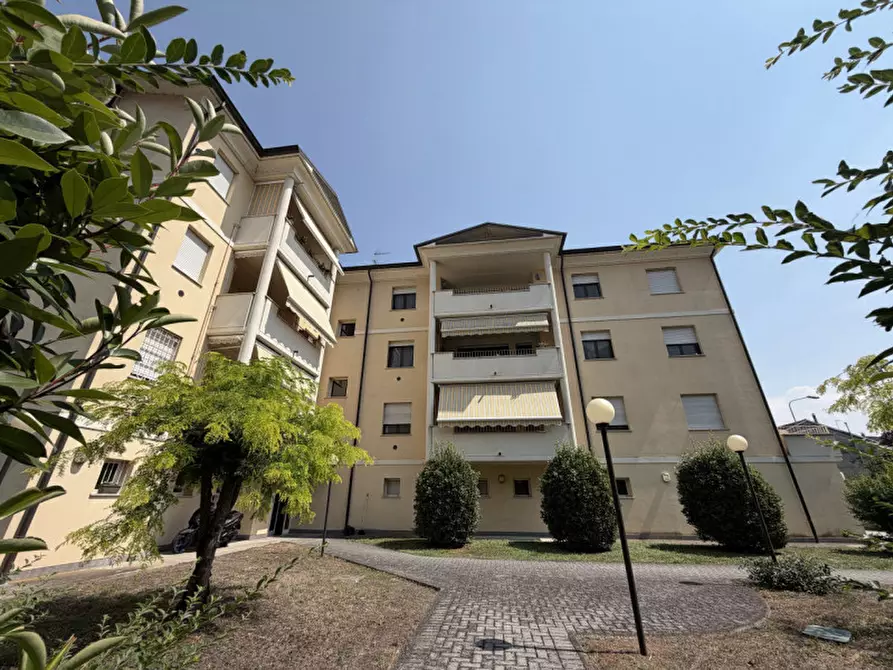 Immagine 1 di Appartamento in vendita  in via al serraglio,1 a Colorno