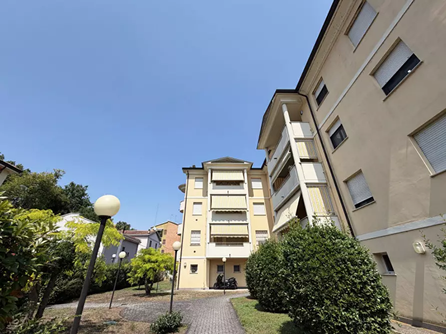 Immagine 2 di Appartamento in vendita  in via al serraglio,1 a Colorno