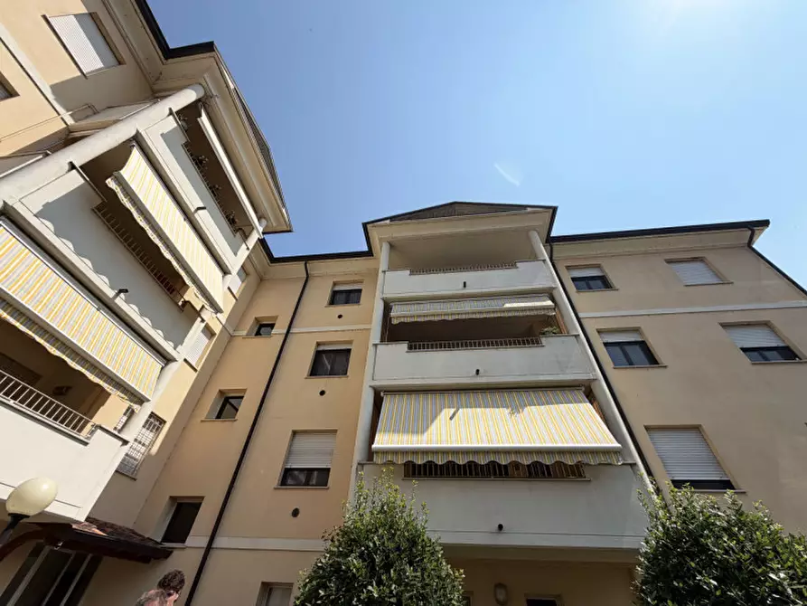 Immagine 26 di Appartamento in vendita  in via al serraglio,1 a Colorno