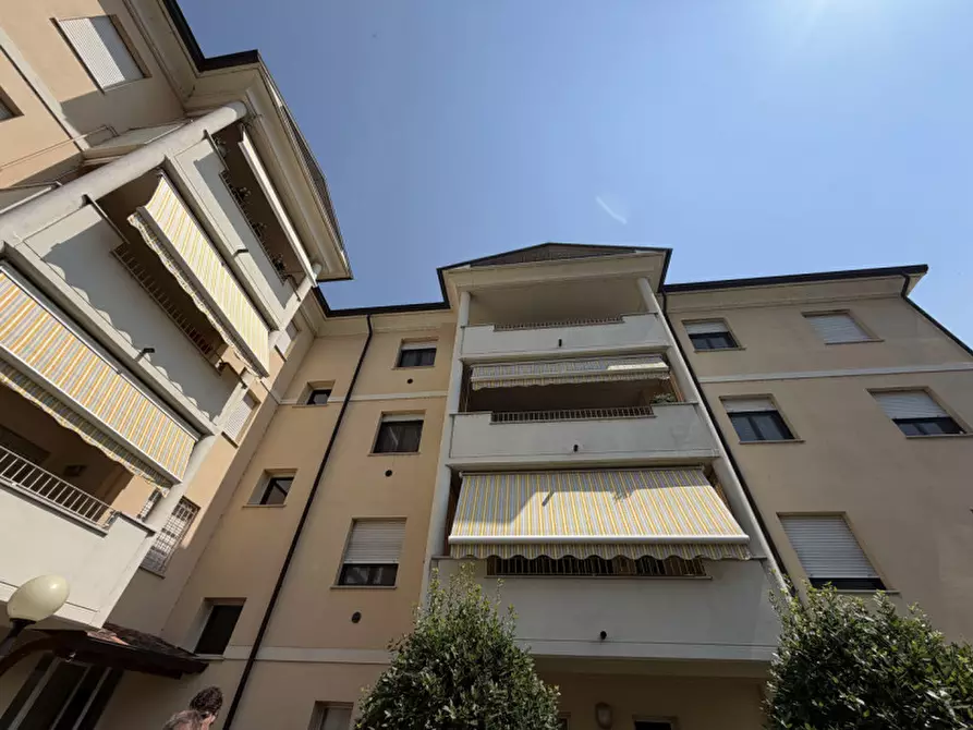 Immagine 27 di Appartamento in vendita  in via al serraglio,1 a Colorno