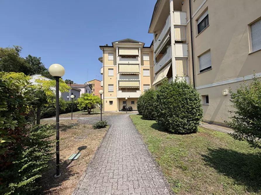 Immagine 32 di Appartamento in vendita  in via al serraglio,1 a Colorno