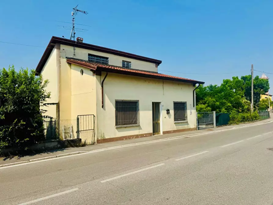 Immagine 3 di Casa indipendente in vendita  in via. Kennedy n .73 a Calvisano