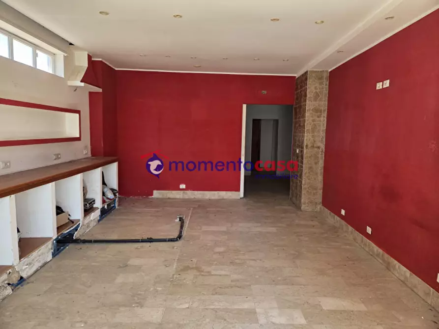 Immagine 2 di Negozio in vendita  in Piazza della Pace 15 a Reggio Di Calabria