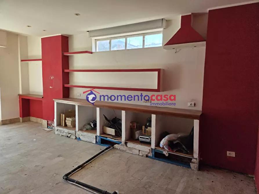 Immagine 3 di Negozio in vendita  in Piazza della Pace 15 a Reggio Di Calabria