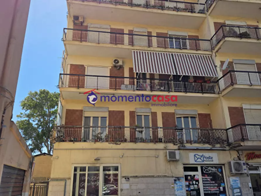 Immagine 4 di Negozio in vendita  in Piazza della Pace 15 a Reggio Di Calabria