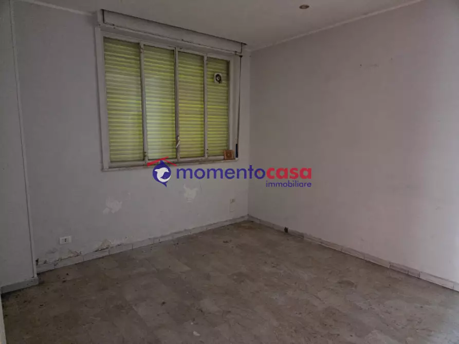 Immagine 6 di Negozio in vendita  in Piazza della Pace 15 a Reggio Di Calabria