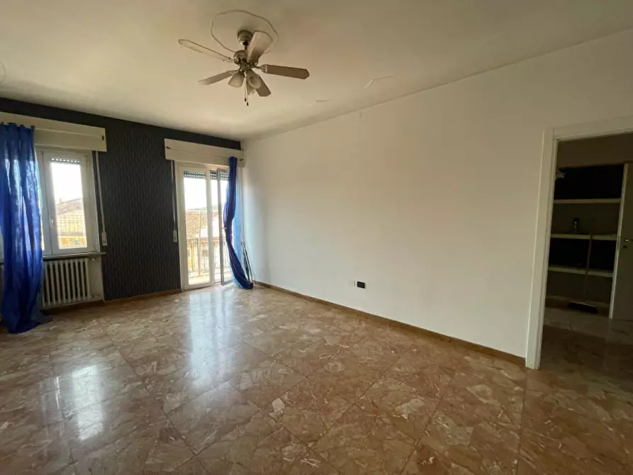 Immagine 7 di Appartamento in vendita  a Valeggio Sul Mincio