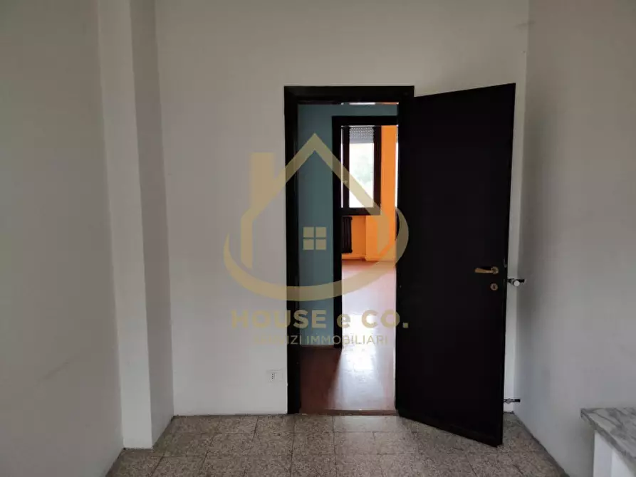 Immagine 11 di Appartamento in vendita  in VIGEVANO CENTRO a Vigevano