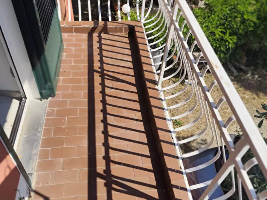 Immagine 21 di Appartamento in affitto  in Via Enrico Pietrafraccia a Rapallo
