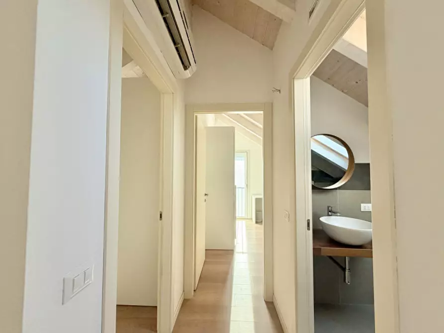 Immagine 19 di Appartamento in vendita  in VIA MORIGLIONE 27 a Jesolo