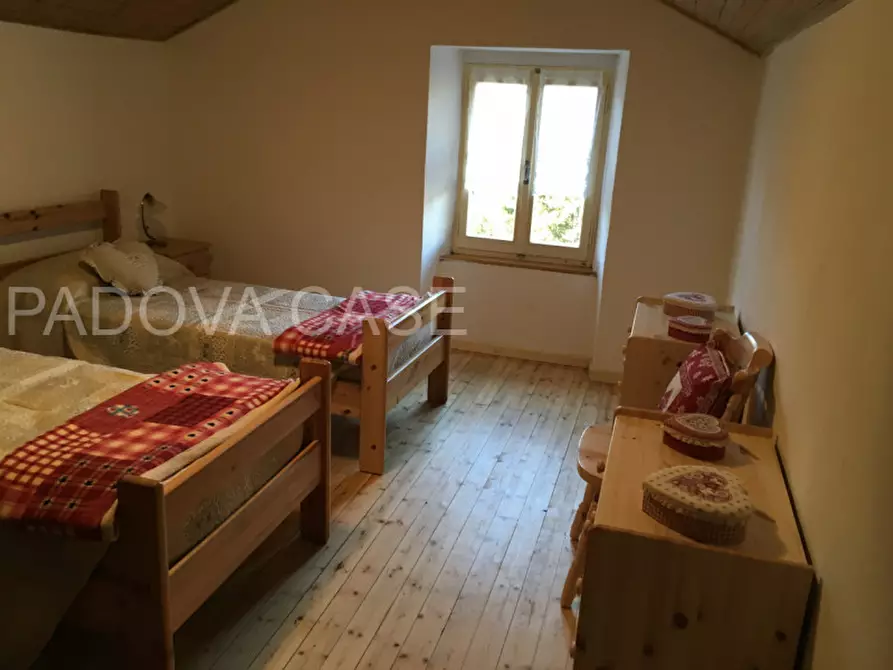 Immagine 12 di Casa indipendente in vendita  a Folgaria