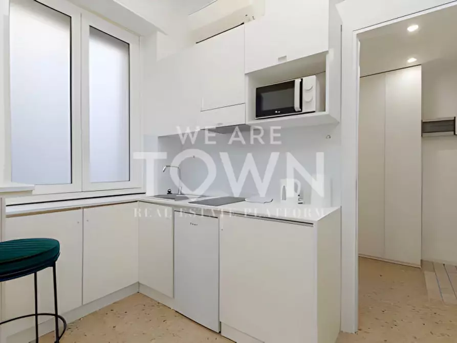 Immagine 3 di Appartamento in vendita  in Viale Coni Zugna 63 a Milano