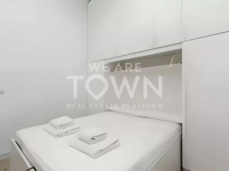 Immagine 5 di Appartamento in vendita  in Viale Coni Zugna 63 a Milano