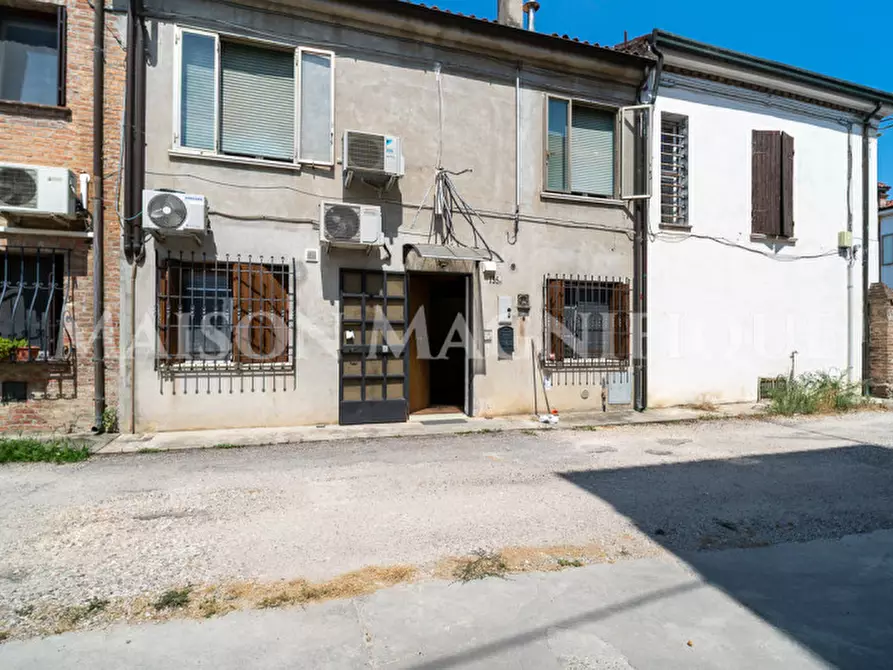 Immagine 10 di Appartamento in vendita  in Via Arginone a Ferrara