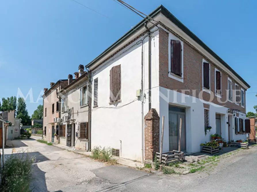 Immagine 11 di Appartamento in vendita  in Via Arginone a Ferrara