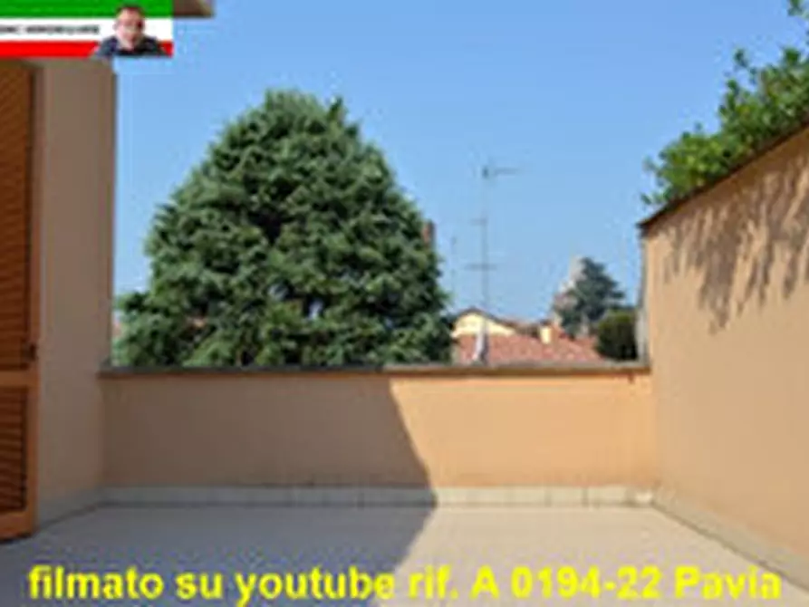 Immagine 8 di Camera in affitto  in via foscolo a Pavia