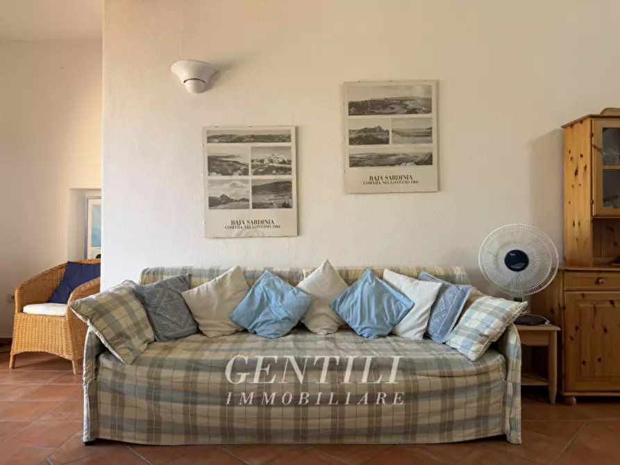 Immagine 11 di Appartamento in vendita  a Arzachena