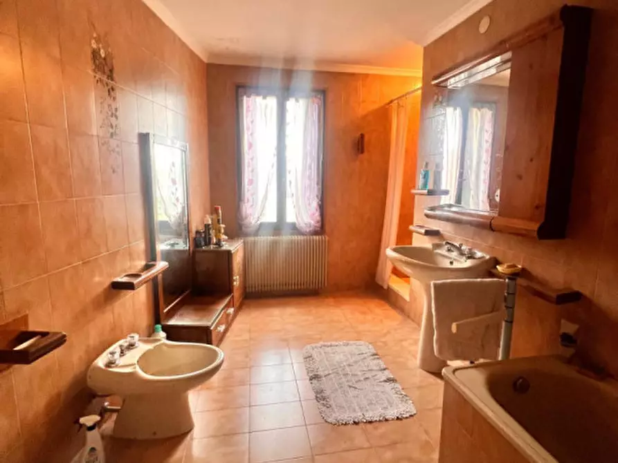 Immagine 12 di Casa indipendente in vendita  in via sclavons, 17 a Cordenons