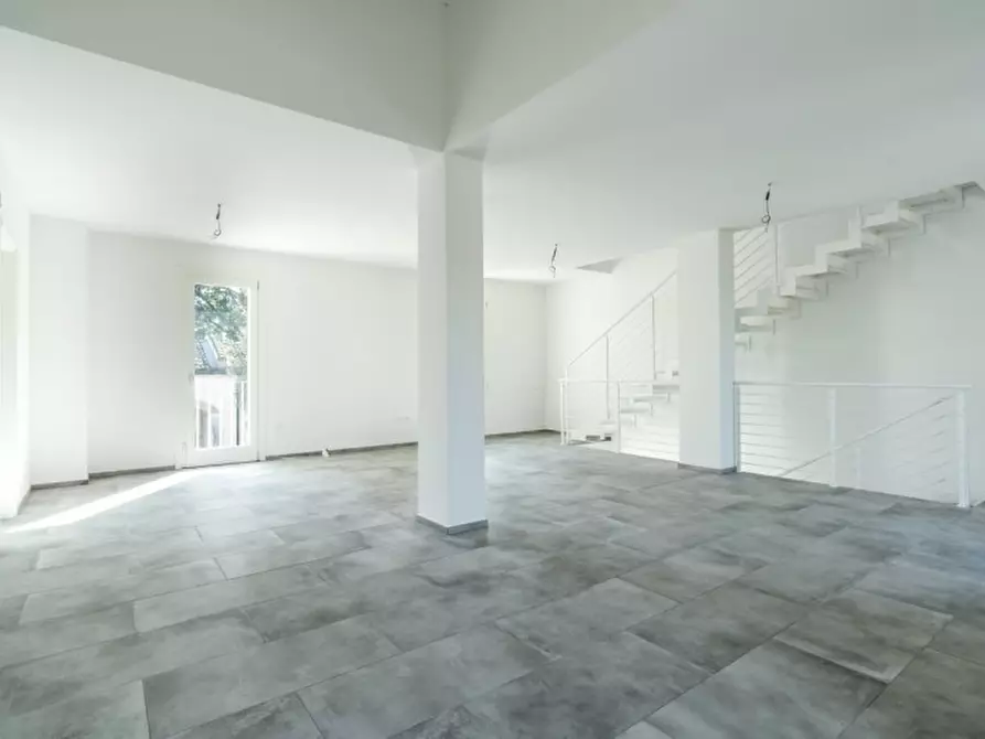 Immagine 9 di Villa in vendita  in strada statale di sotto a Cavezzo
