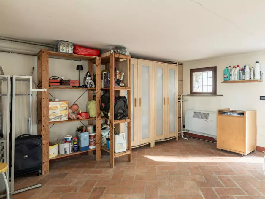 Immagine 25 di Villa in vendita  in strada statale di sotto a Cavezzo