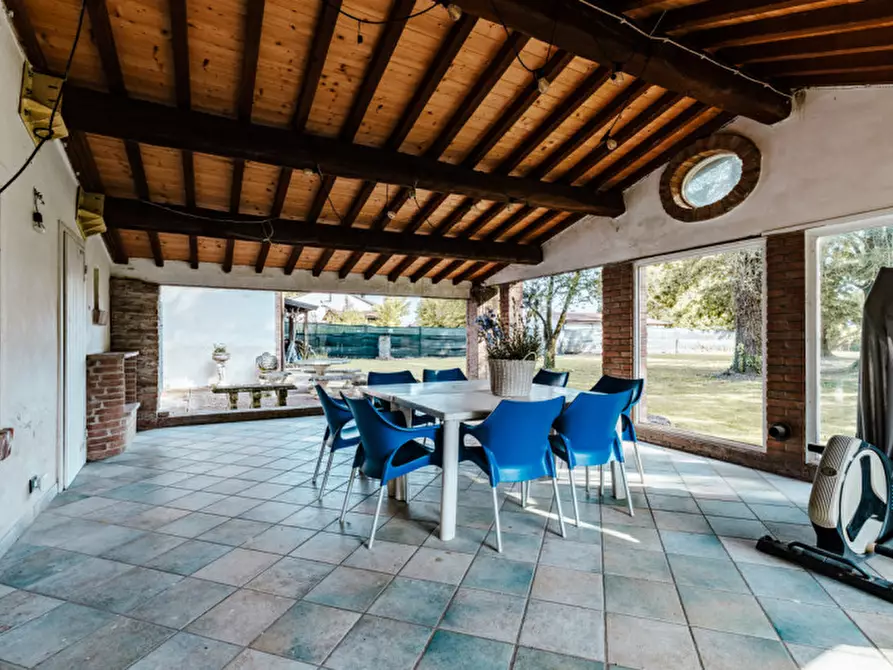Immagine 33 di Villa in vendita  in strada statale di sotto a Cavezzo