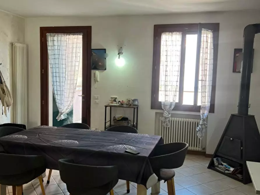 Immagine 16 di Casa trifamiliare in affitto  in via roma a Nanto