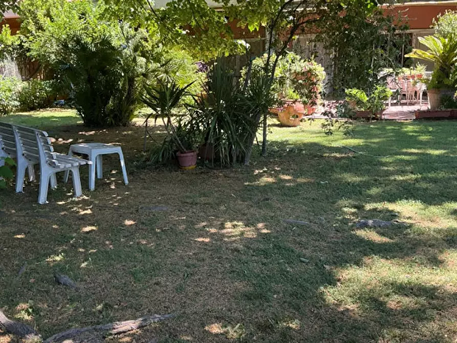 Immagine 4 di Casa bifamiliare in vendita  in Largo dell'Olgiata Roma a Roma