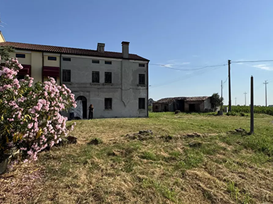 Immagine 1 di Rustico / casale in vendita  in via bolzon 809 a Salara