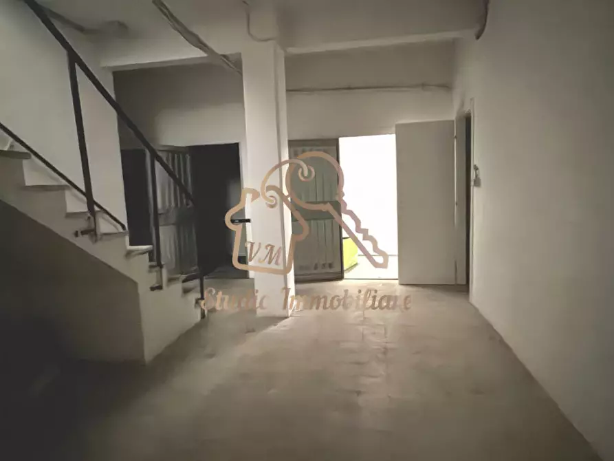 Immagine 17 di Negozio in affitto  in Via Valsassina, 83 a Roma