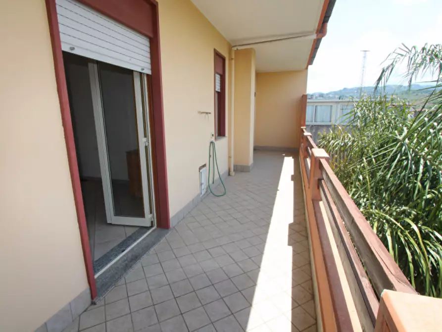 Immagine 10 di Appartamento in vendita  in Via Salvatore Quasimodo 25 a Torregrotta