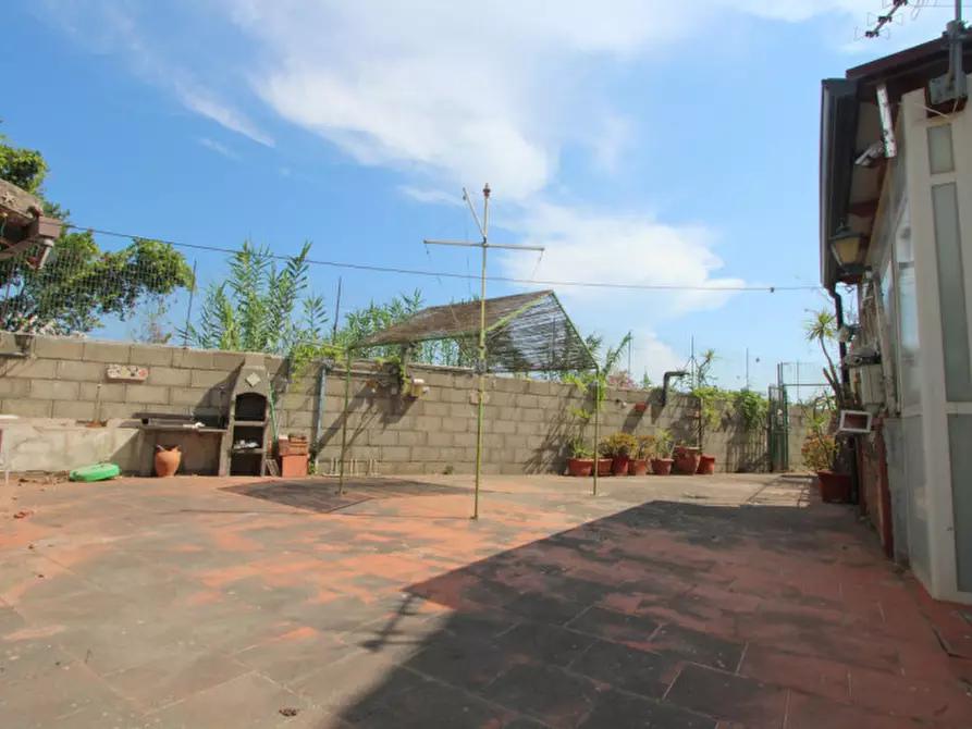 Immagine 1 di Villa in vendita  in Via Nazionale 277 a Falcone