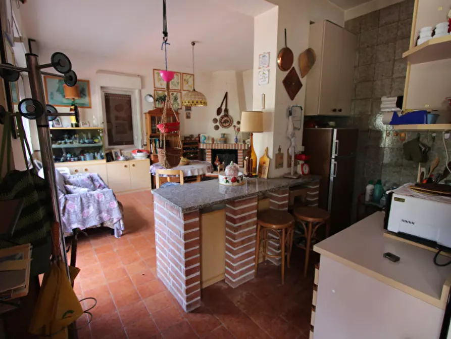 Immagine 12 di Villa in vendita  in Via Nazionale 277 a Falcone