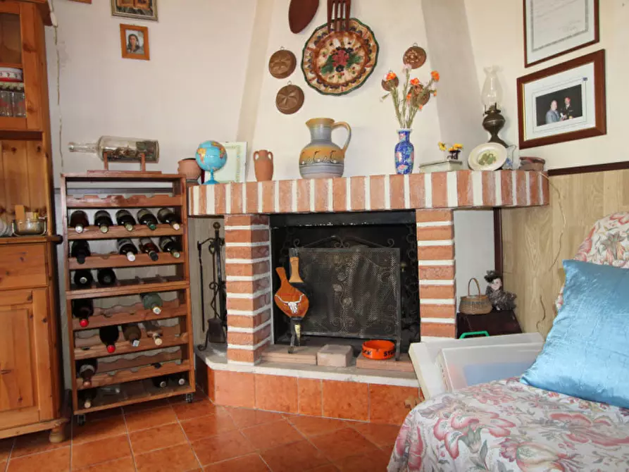 Immagine 16 di Villa in vendita  in Via Nazionale 277 a Falcone