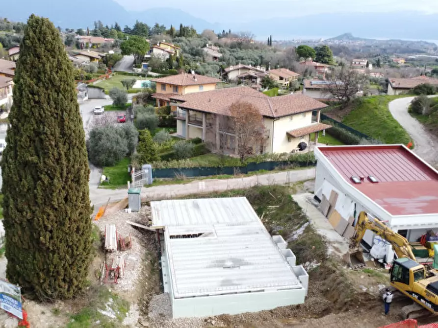 Immagine 1 di Terreno in vendita  in via costalunga a Soiano Del Lago