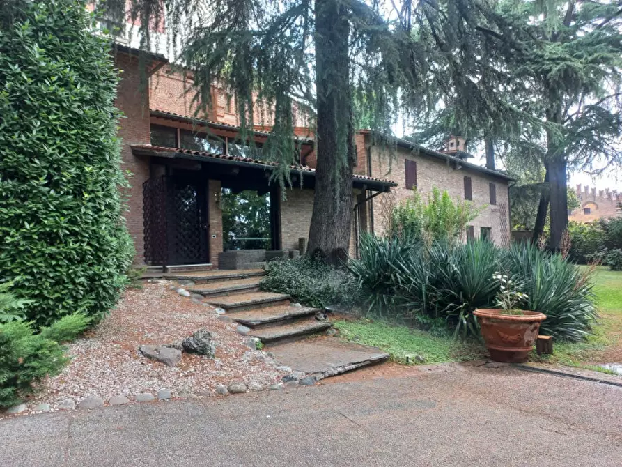 Immagine 1 di Villa in affitto  in VAI MASSIMO D'AZEGLIO a Vicenza